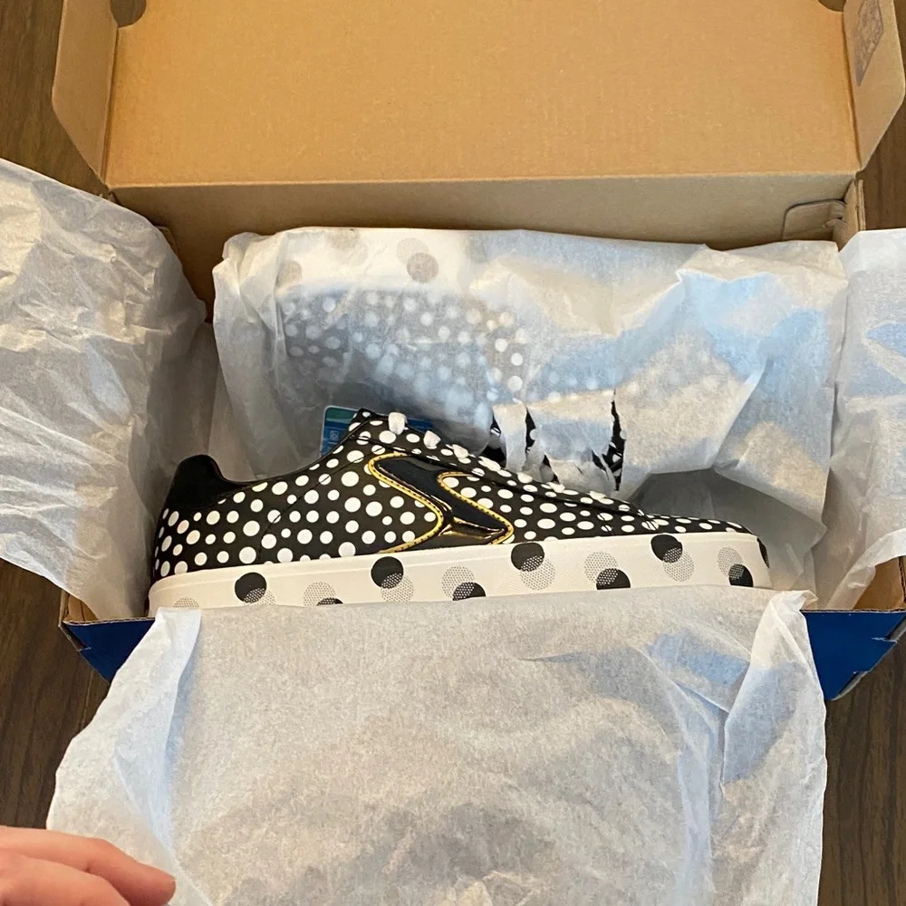 Skechers NIB - Eden Dots Galore Black and White Polka Dot Sneakers - Picture 9 of 11